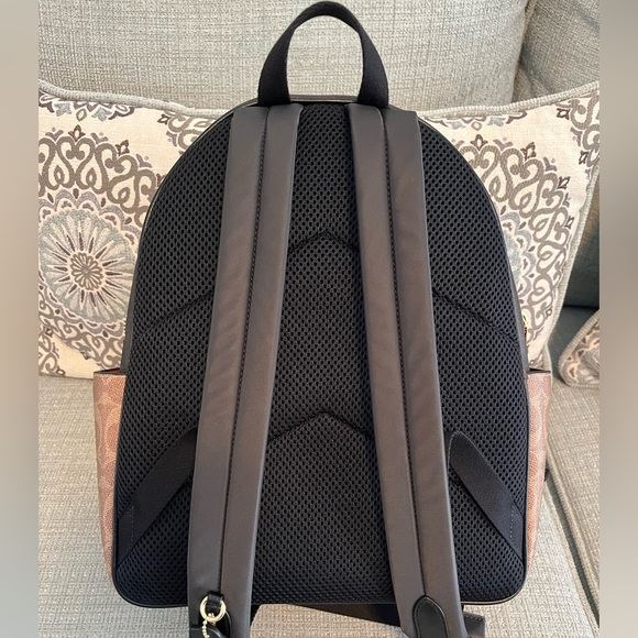 NWOT Coach Signature Brown and Tan Backpack - Picture 2 of 9